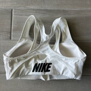 Nike Front Zip Sport Bra